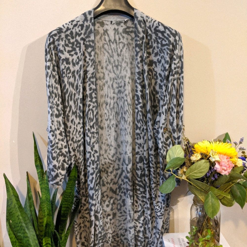 ☀️10/$15☀️ - Long Chunky Cardigan/Sweater